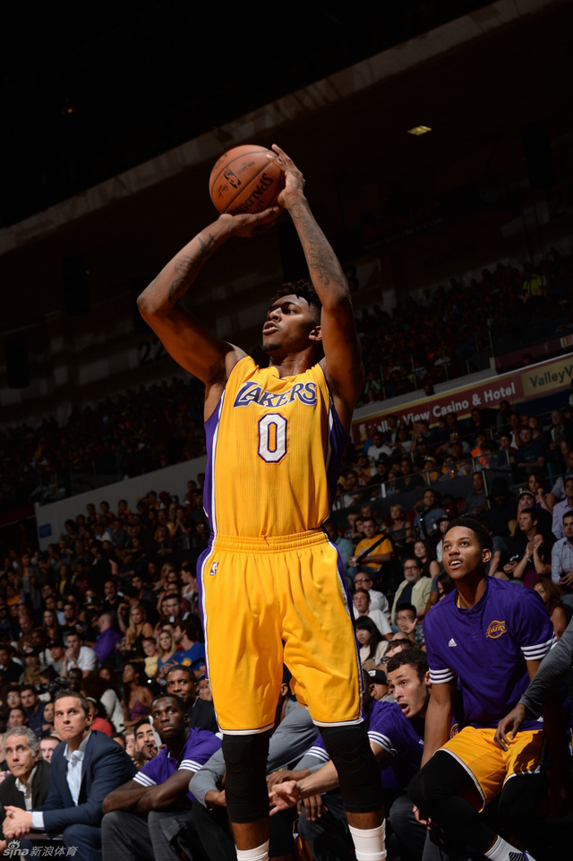 开团权牢牢 开团权牢牢