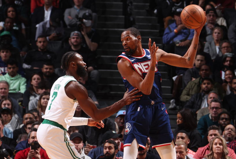 不妨问三件 不妨问三件